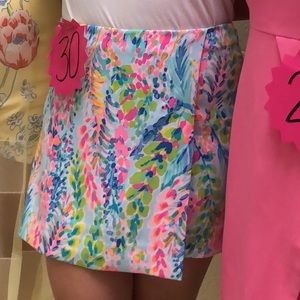 Lilly Pulitzer Shorts - Lilly Pulitzer Catch The Wave skort size 12 Lilly Pulitzer Shorts - Lilly Pulitzer Catch The Wave skort size 12
